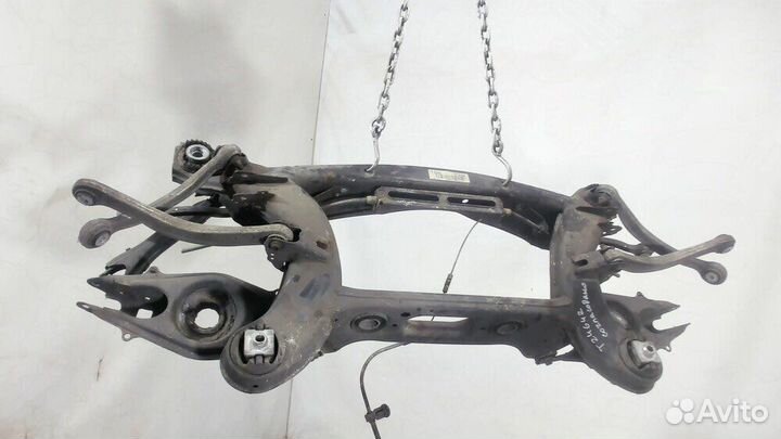 Задний рычаг W204,212 Задней балки нет