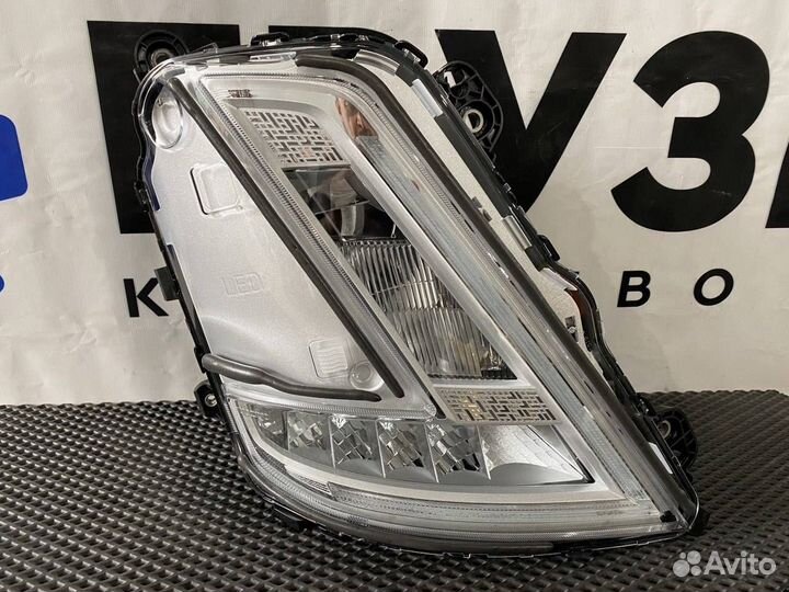 Фара правая Volvo FMX 24056485