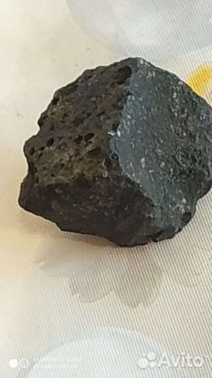 Продам метеорит тому кто разбирается