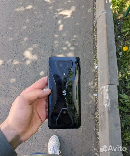 Xiaomi Black Shark, 8/128 ГБ