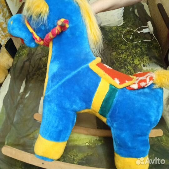 Детская качалка лошадь