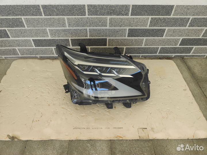 Фара правая Lexus GX 460 full LED 2019-2023