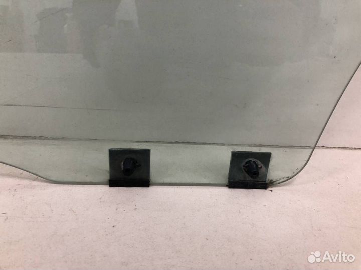 Стекло двери задней левой Renault Duster 2012