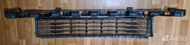 Адсорбер переднего бампера Renault Fluence