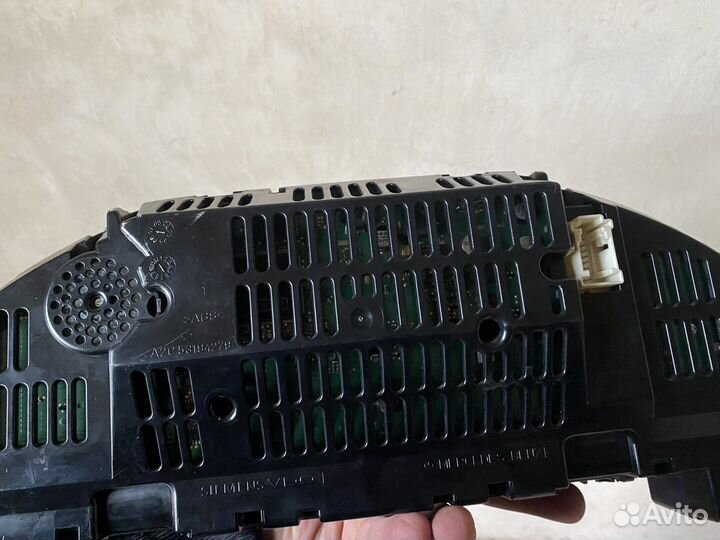 Щиток приборов w204 C klass