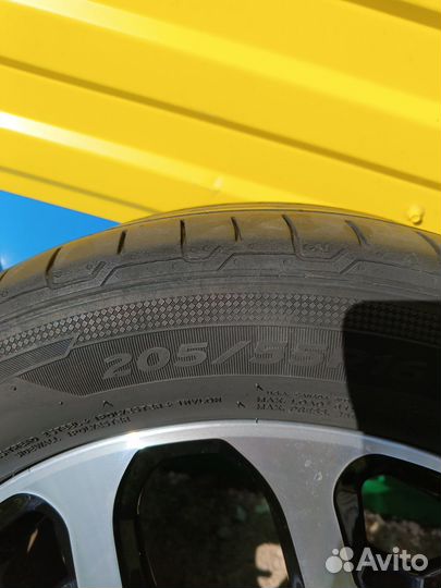 Продам летние колеса на R16 205/55