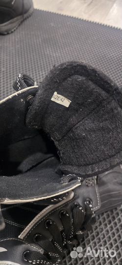 Коньки хоккейные 42 размер