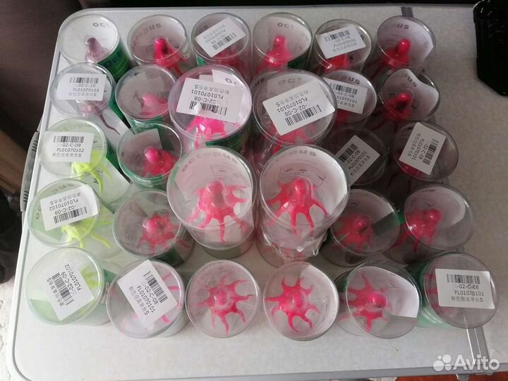 Осьминог, морские коньки и растения. Искусственные