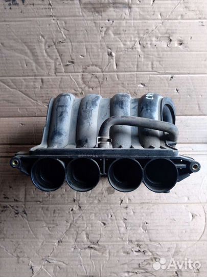 Nissan micra k12 впускной коллектор