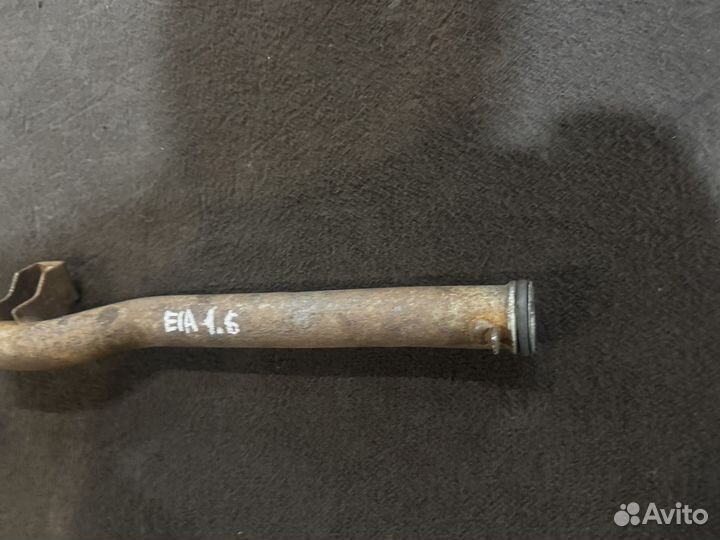 Трубка охолождения блока G4ED Elantra 3 XD 1.6