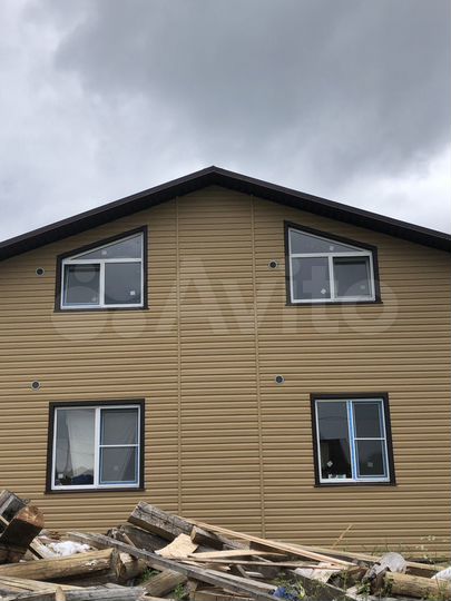 Дом 210 м² на участке 16 сот.