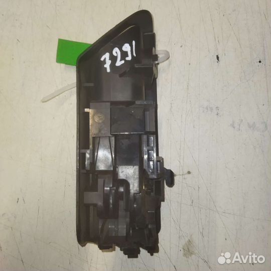 Ручка открывания капота Toyota Camry