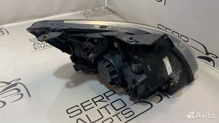 Фара передняя левая Kia Rio 2 JB G4EE 1.4 2011