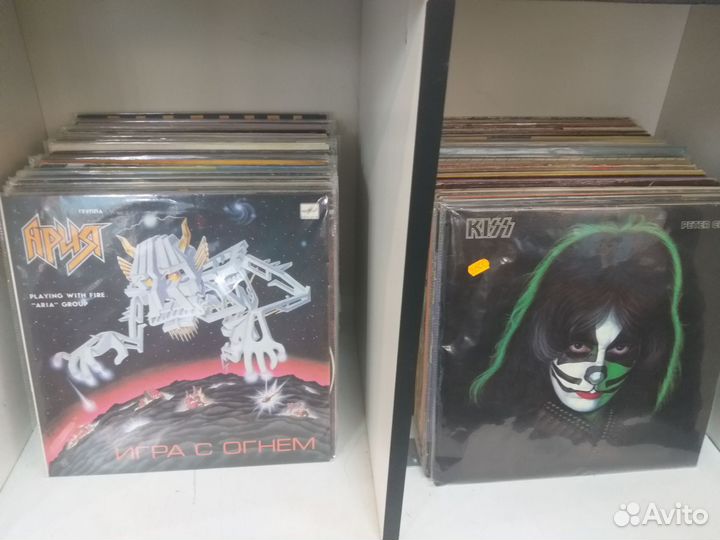 Пластинки виниловые