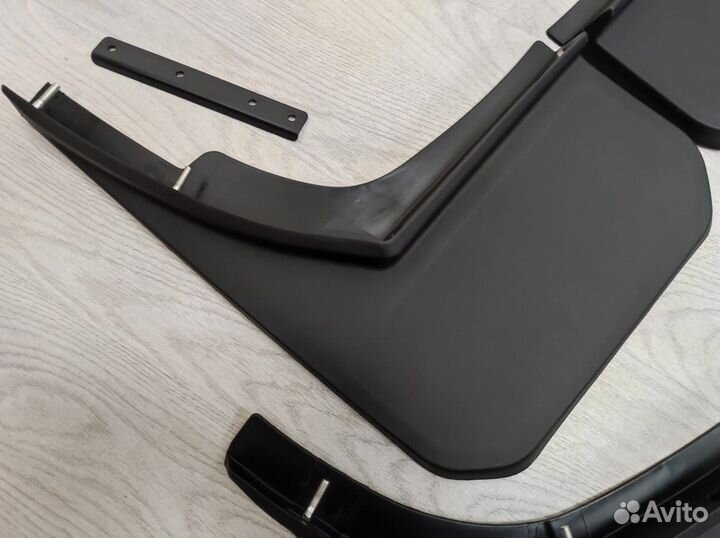 Брызговики широкие, большие Land Rover Defender