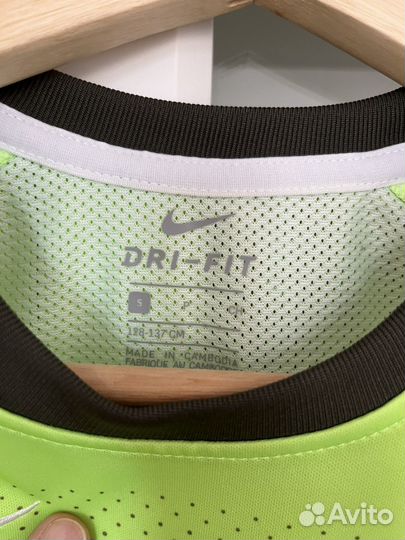 Футболка nike dry fit размер s новая для мальчика