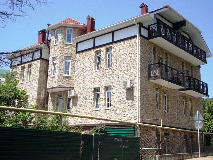 Комната 20 м² в 3-к., 2/3 эт.