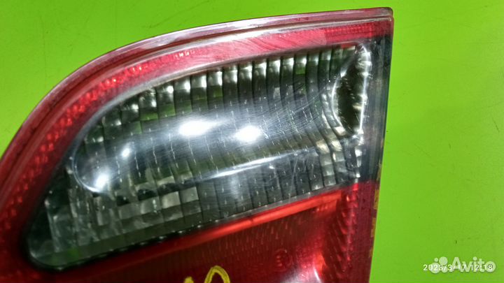 Фонарь внутренний правый для Mercedes-Benz W210