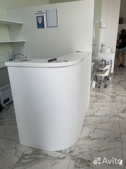 Ресепшн, стойка д/ администратора