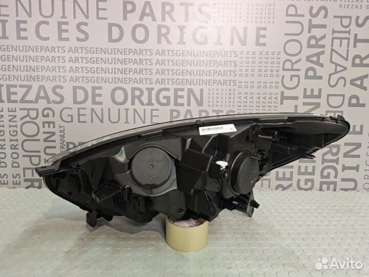 Фара правая Renault Kaptur