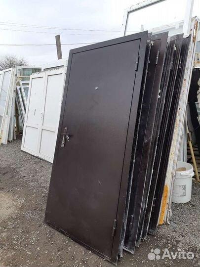 Двери от застройщика