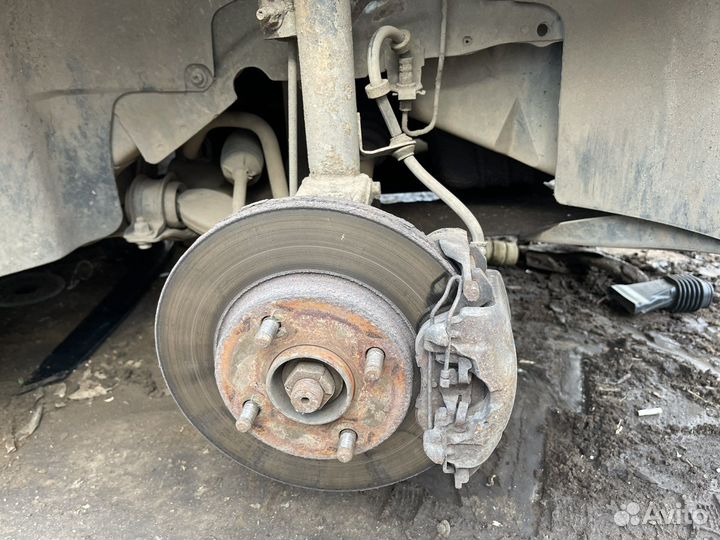 Форд фокус 1 передние тормозные суппорта