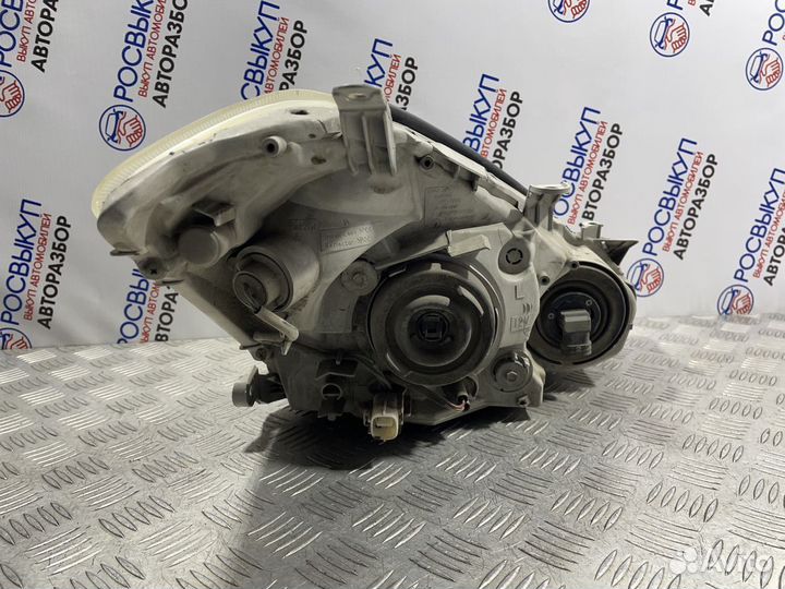 Фара правая Toyota Caldina T240