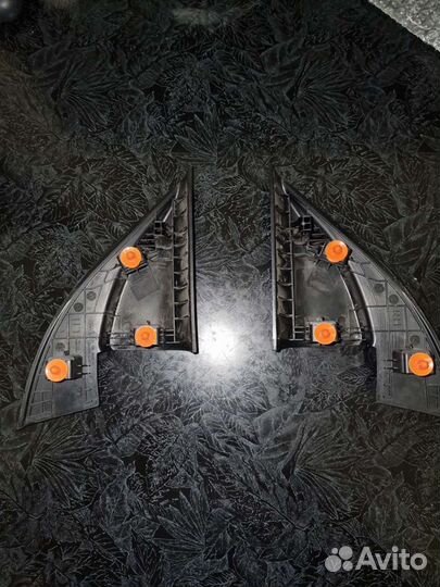 Крышка зеркала внутренняя правая левая Киа Рио 4FB