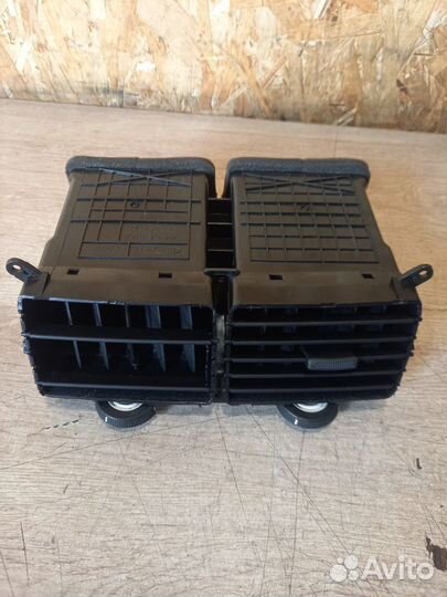 Воздуховод центральный Kia Sportage 2