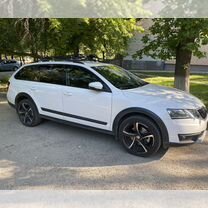 Skoda Octavia Scout 1.8 AMT, 2017, 89 500 км, с пробегом, цена 2 728 000 руб.