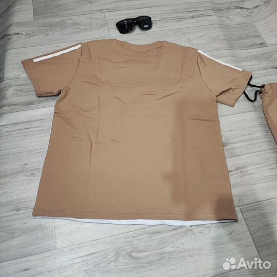 Летний спортивный костюм