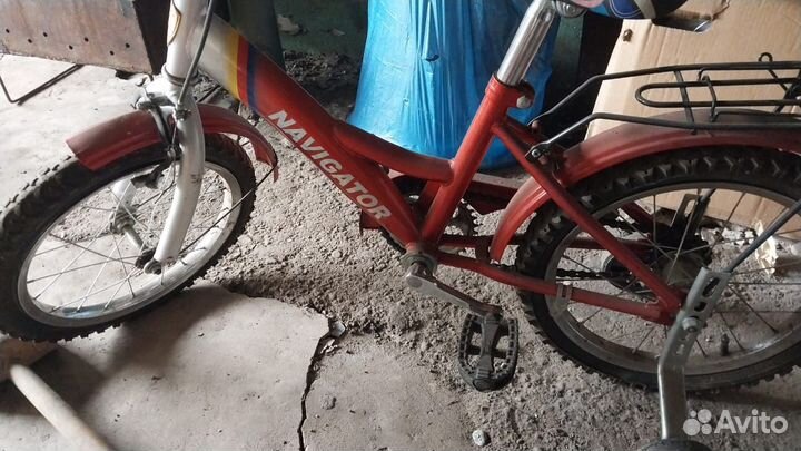 Велосипед детский и санки