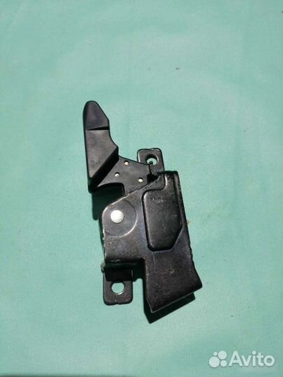 Ручка открывания бензобака Mitsubishi Space Star