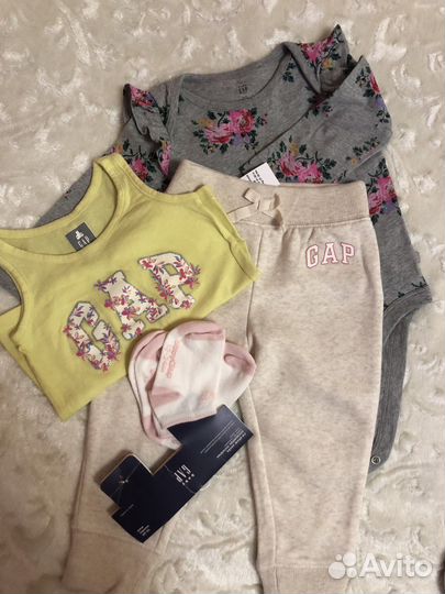 Наборчик для малышки Gap