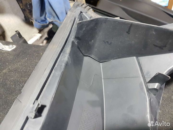 Жабо Opel Astra H