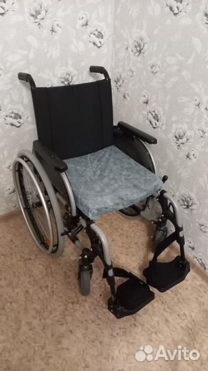 Кресло коляска для инвалидов