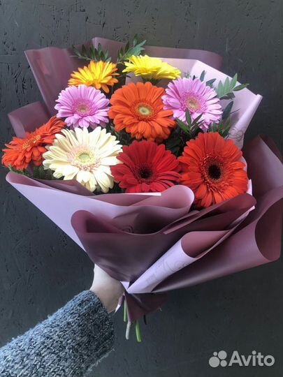Букет из 9 крупных Гербер