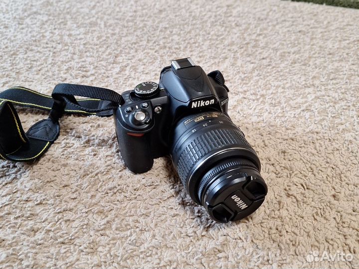 Nikon D3100 Kit AF-S DX nikkor 18-55mm f/3.5-5.6G