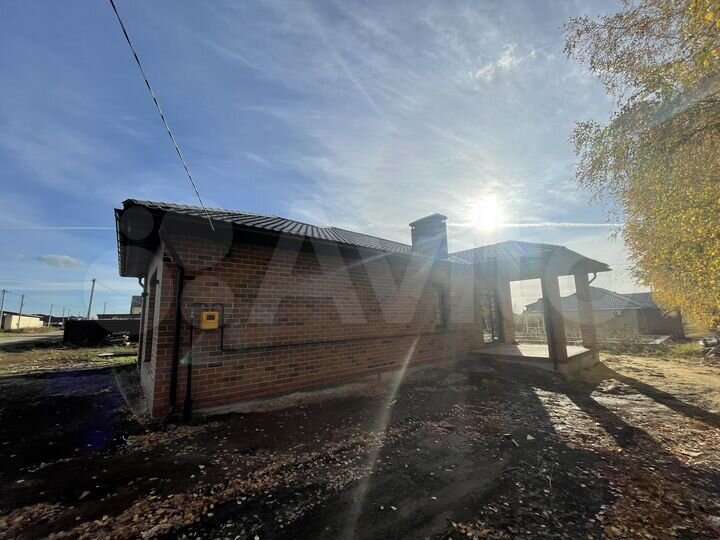 Коттедж 130 м² на участке 10 сот.