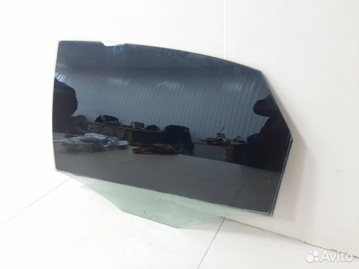 Стекло двери задней левой Volkswagen Polo Sed RUS