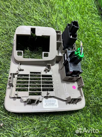 Накладка торпеды Renault Laguna 2 рестайлинг