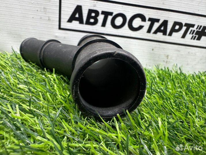 Тройник системы охлаждения Mazda 3 BK LF17