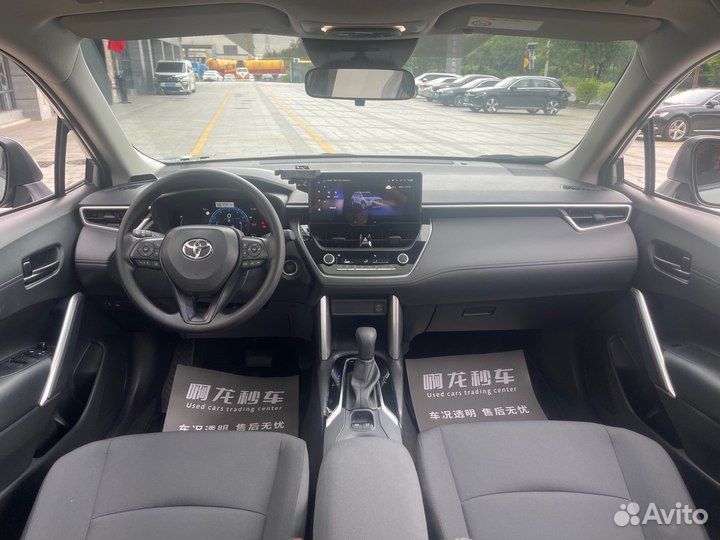 Авто на заказ с Китая Toyota Corolla Cross 2,0 202