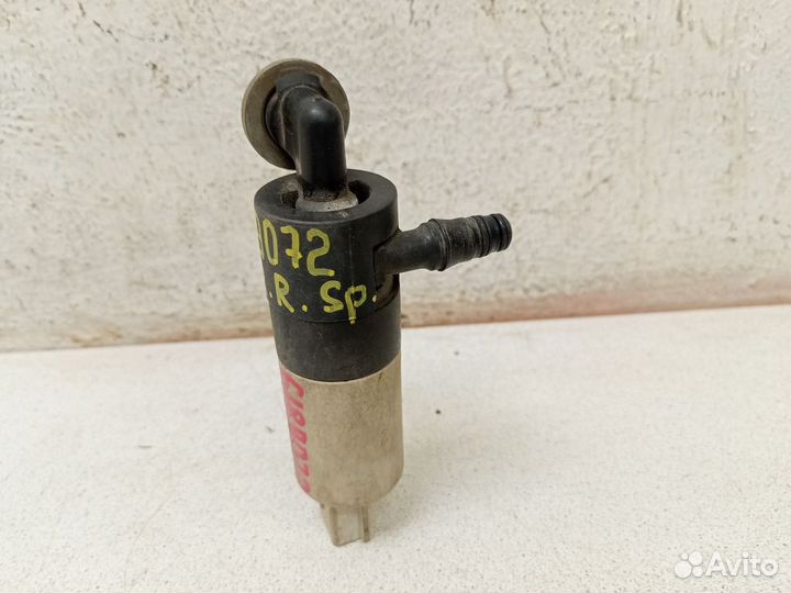 Насос омывателя Ленд Ровер