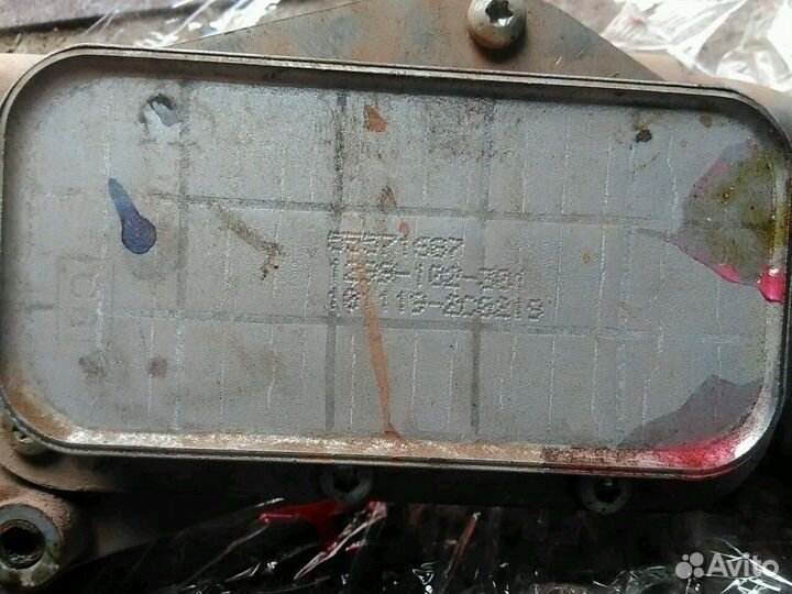 Радиатор масляный всборе Шевролет Авео 1.4л F14D4