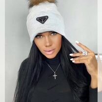 Шапка женская Prada