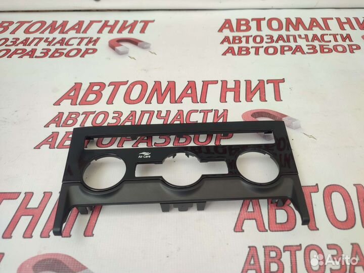 Рамка блока печки Шкода Кодиак Kodiaq