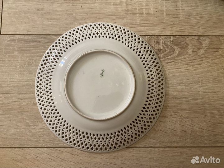 Тарелка 19 век