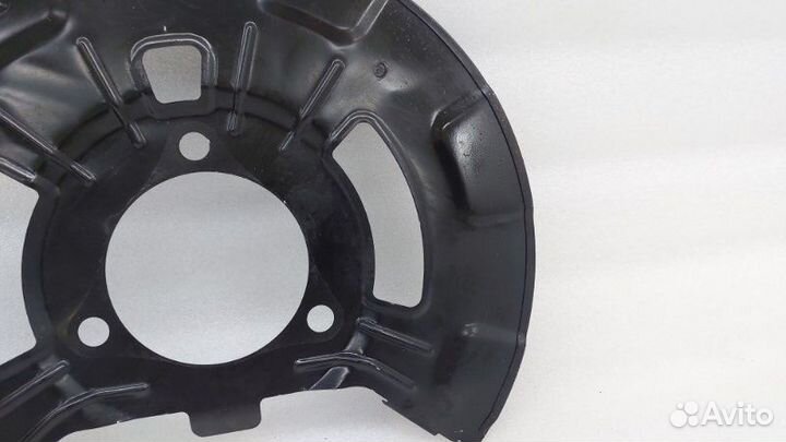 Пыльник тормозного диска задний левый Kia K5 DL3