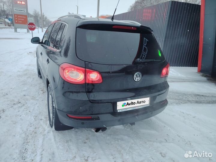 Volkswagen Tiguan 2.0 AT, 2010, 232 100 км